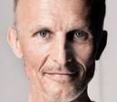 Jonathan Hyde